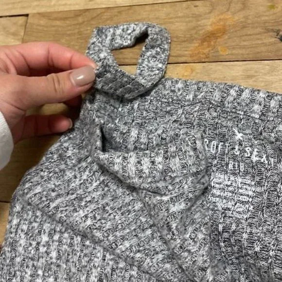 Knit Ribbed Tank Top - Picture 2 of 3